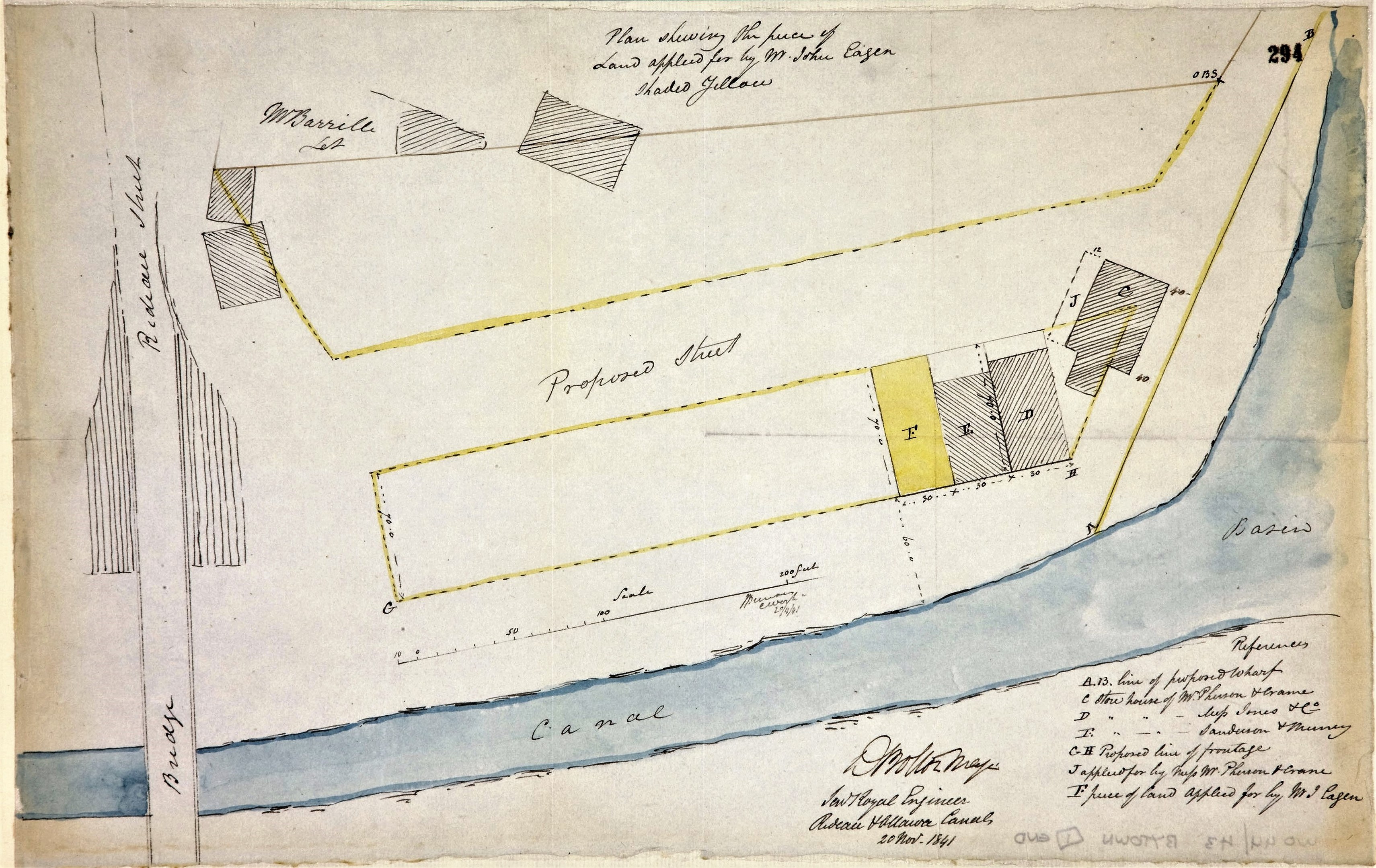 Detailierte Papierreisekarte eines vorgeschlagenen Gel"undes mit Stra\ss en, Geb"uden und Landmarken, begleitet von erl"auterndem Text.