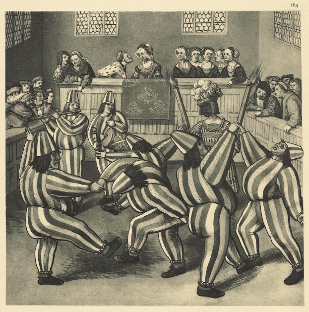 Eine Schwarz-Weiß-Zeichnung von Menschen in gestreiften Pyjamas, die in einem Raum mit einer Wand und Fenstern im Hintergrund tanzen, mit der Beschriftung "William Hogarth - The Court of the Court of England" unten.