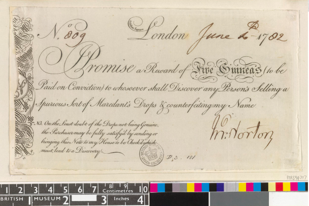 Ein altes Dokument mit einem Schwarz-Weiß-Bild von handgeschriebenem Text und einem Stempel, das unten Farbskalen mit einem Belohnungsversprechen von fünf Emiraten für Informationen über Fälscher zeigt.