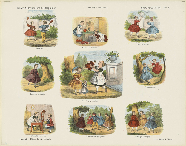 Ein Kinderbuch mit Fotos von Kindern, die im Park mit Baeumen und anderen Gegenstaenden spielen, begleitet von Text.