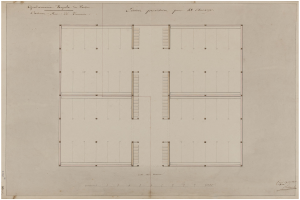 Schwarz-weiß-Zeichnung eines 18. Jahrhundert-Gebäudegrundrisses mit zahlreichen Fenstern und handgeschriebenen Textanmerkungen.