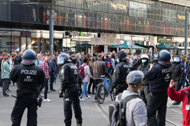 POL-UN: Bohnen - Polizeipräsidentin Eve Wedel ist neuer Bezirkspolizeichef und Fokusdienst Bohnen