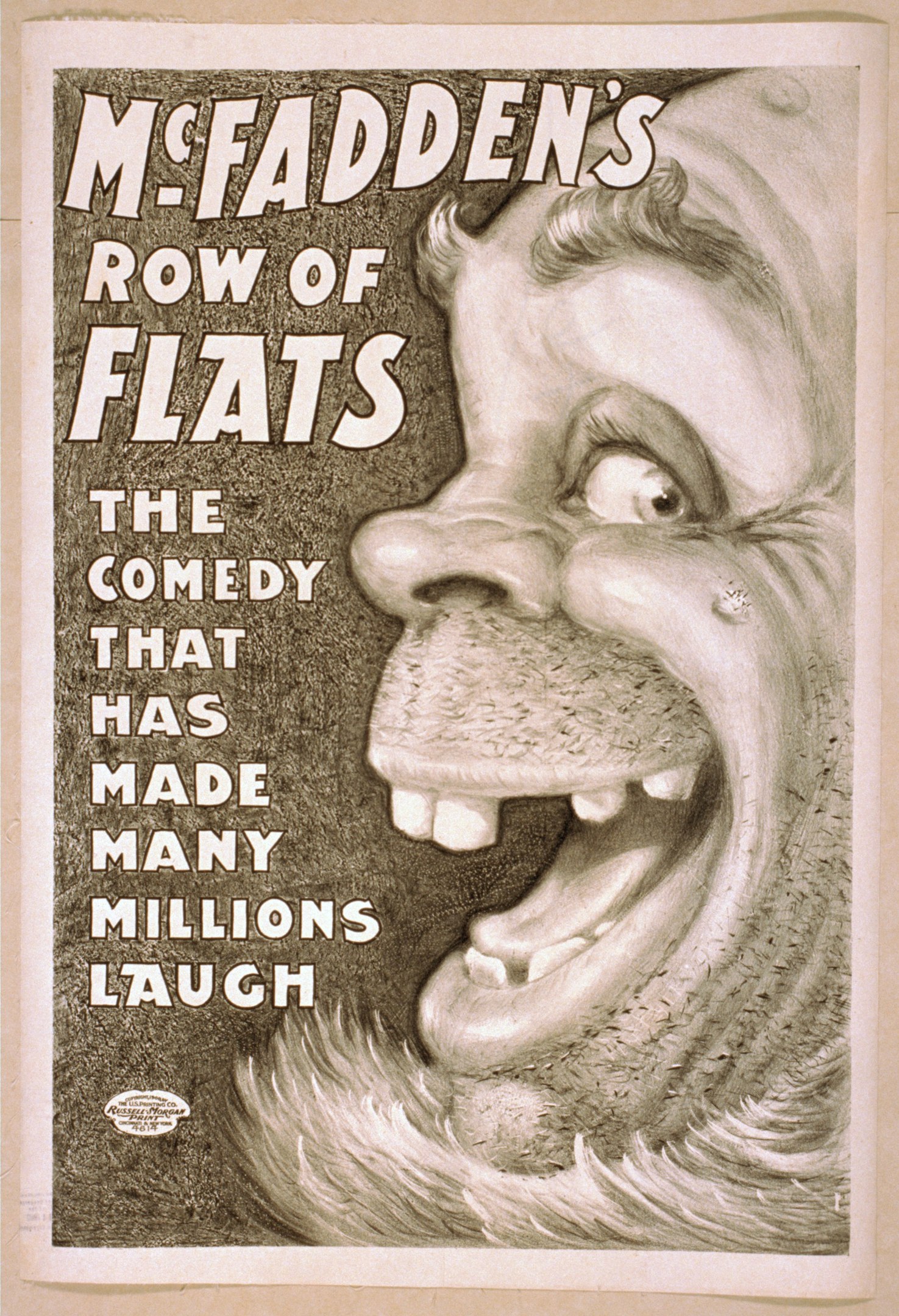 Plakat einer Person mit wilden Haaren, weiten Augen und einem breiten Grinsen, eingerahmt von einem hellgelben Hintergrund, mit dem Text "McFadden's Row of Flats: The Comedy That Has Made Many Millions Laugh" quer über das Bild.