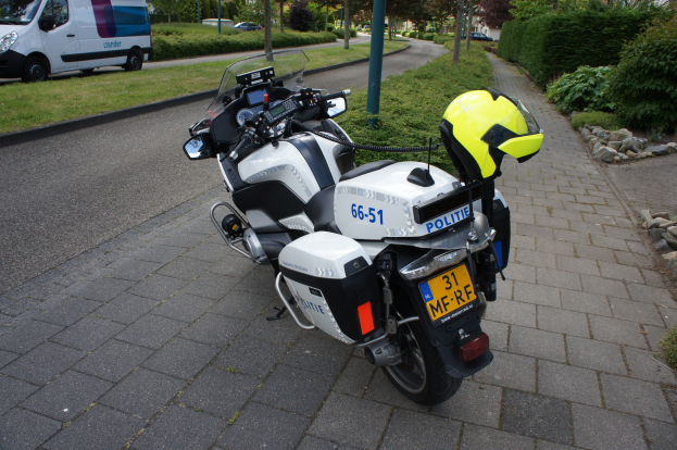 POL-MK: Motorradfahrer flieht vor Polizeikontrolle - Fokus auf der Straße