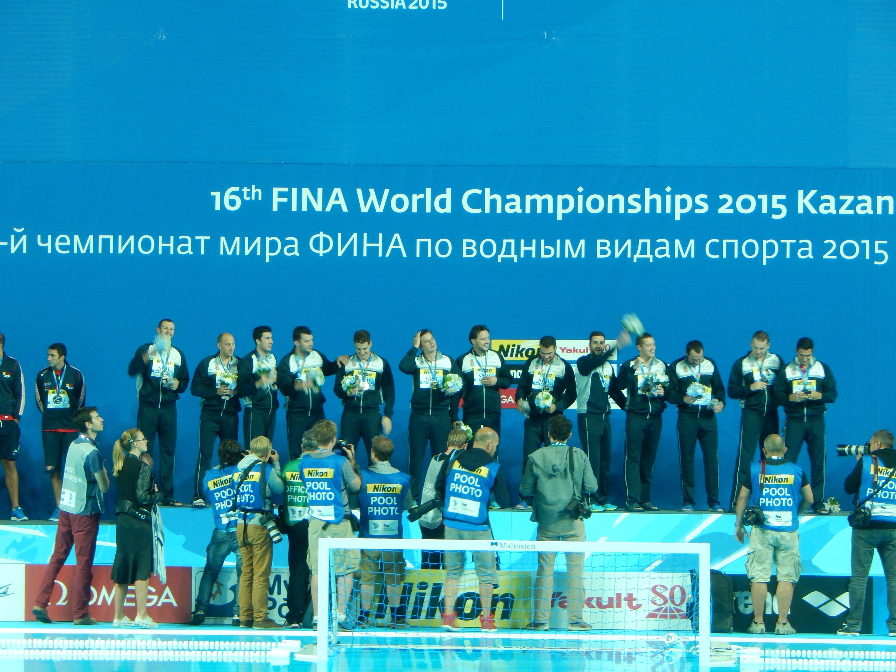 Grefrath DLRG Gruppe nimmt an Saarland-Wettbewerb teil        Grefrath DLRG Schwimmteam bei Special Olympics
